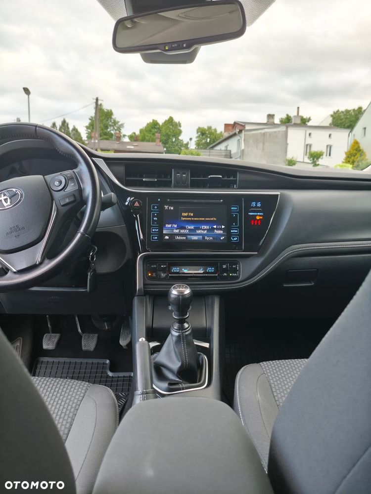 Toyota Corolla 1.4 D-4D Comfort - 15