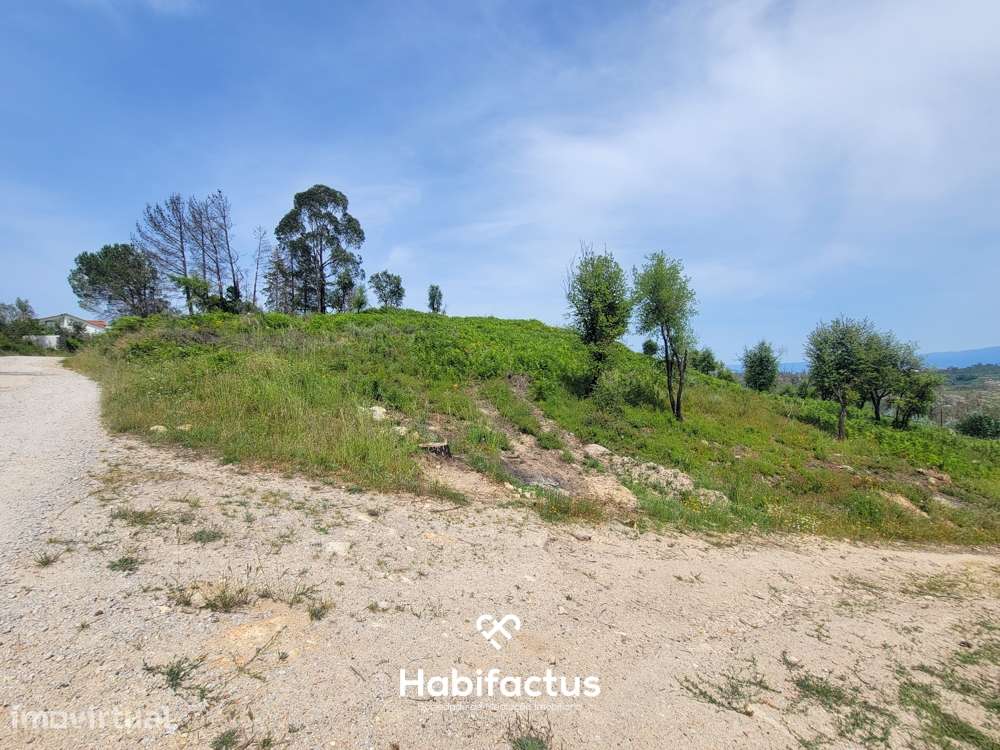 Terreno à venda com Vista Deslumbrante – Cabanas do Viriato, Carregal - Grande imagem: 3/4