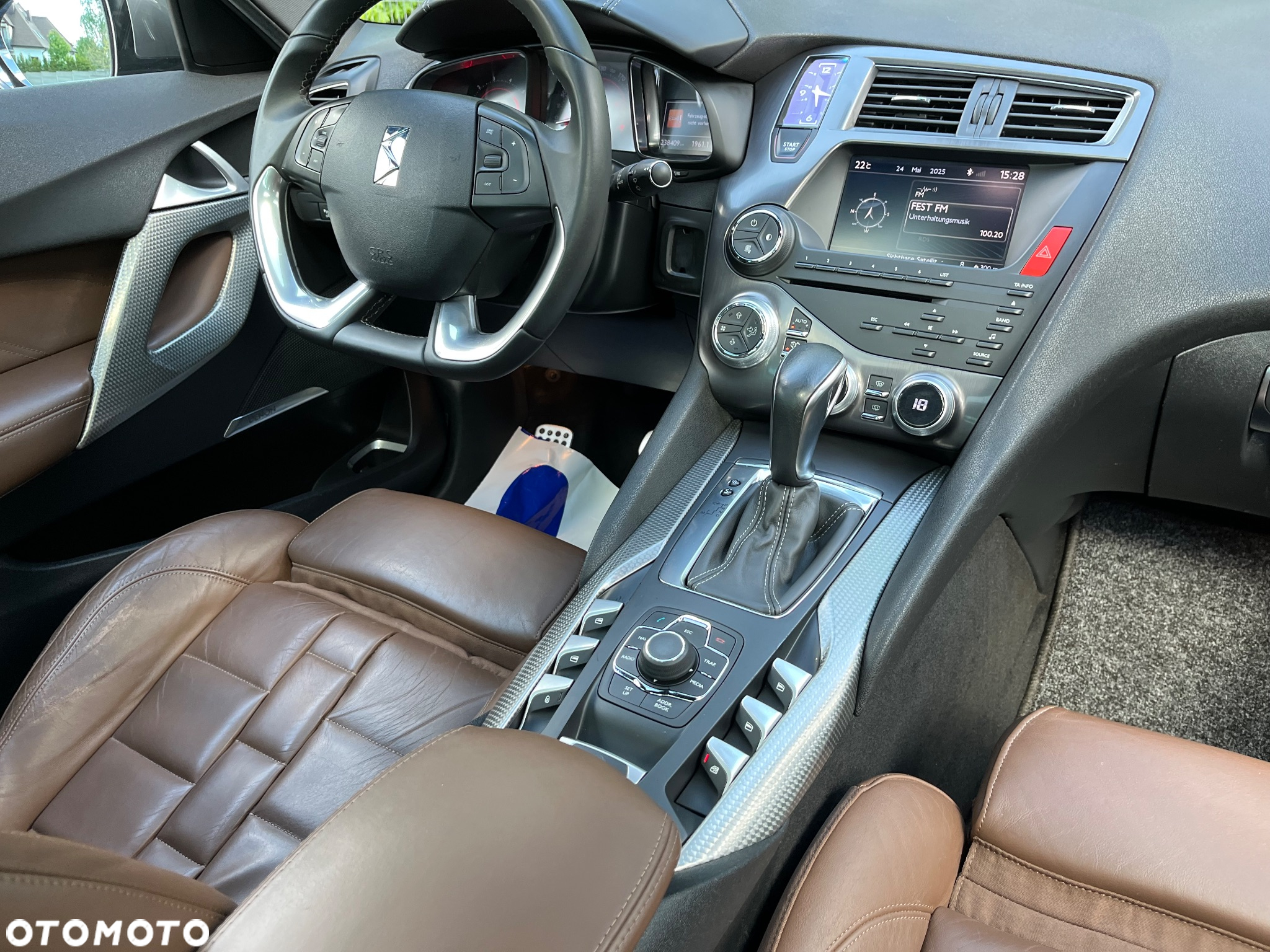 Citroën DS5 HDi 165 SportChic - 10