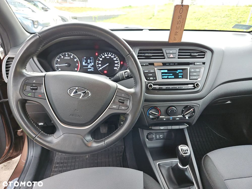 Hyundai i20 1.2 Fresh - 13