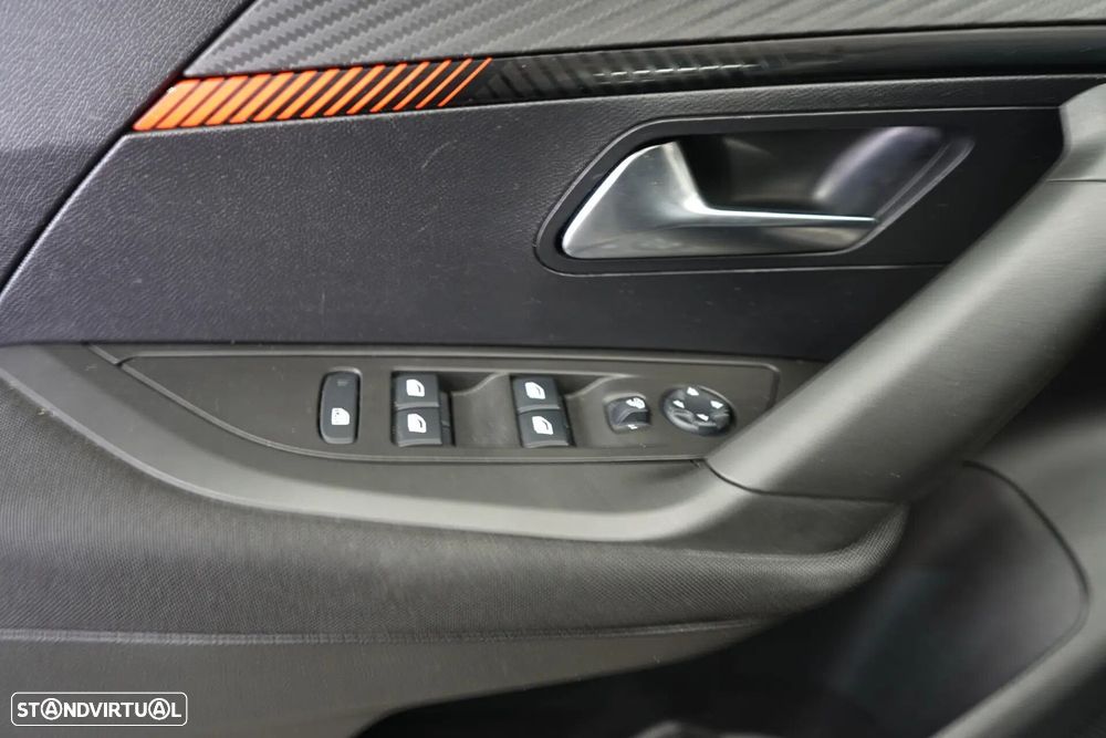 Peugeot 2008 PureTech 100 Style - 11