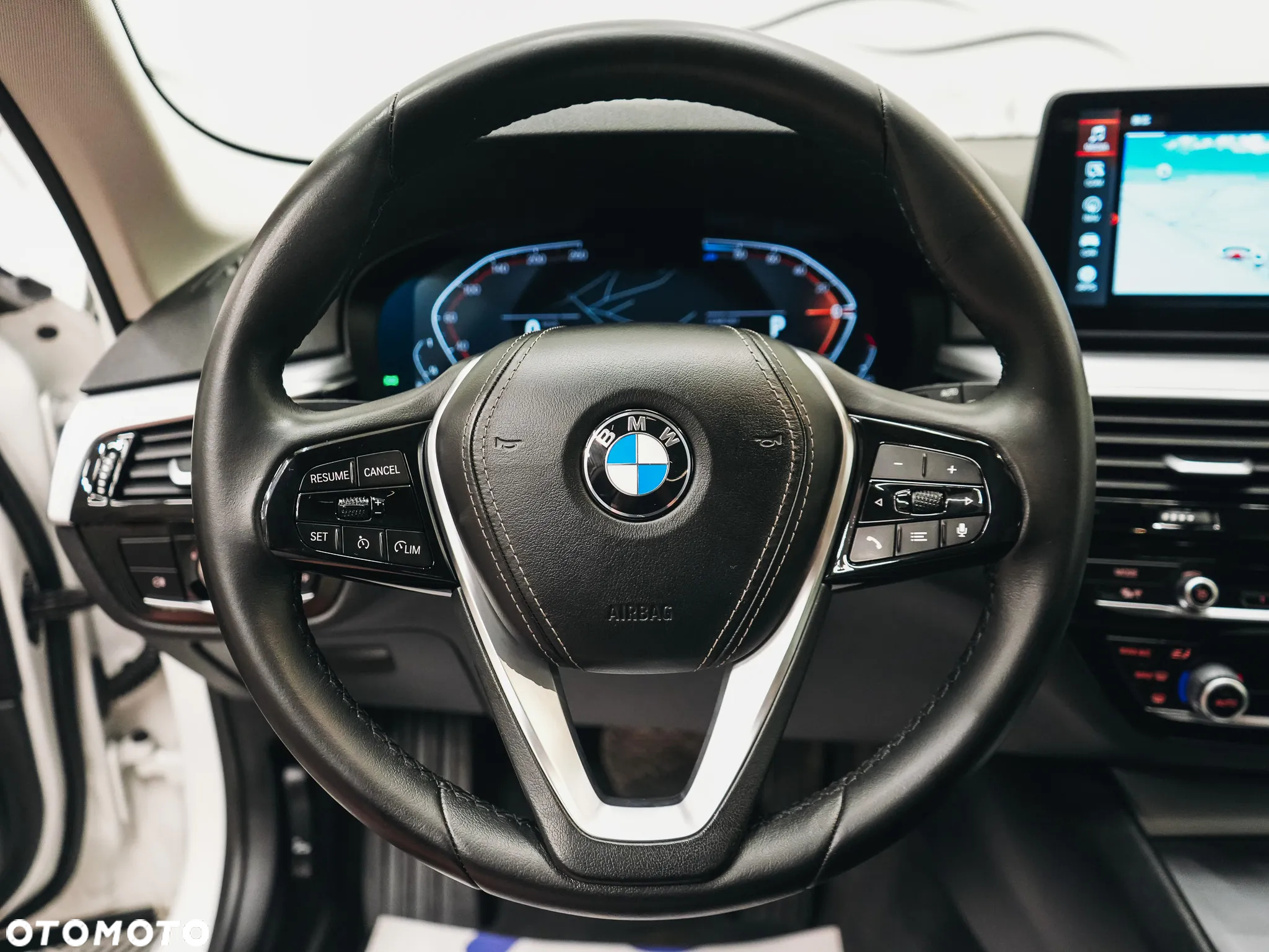 BMW Seria 5 520d Touring - 21