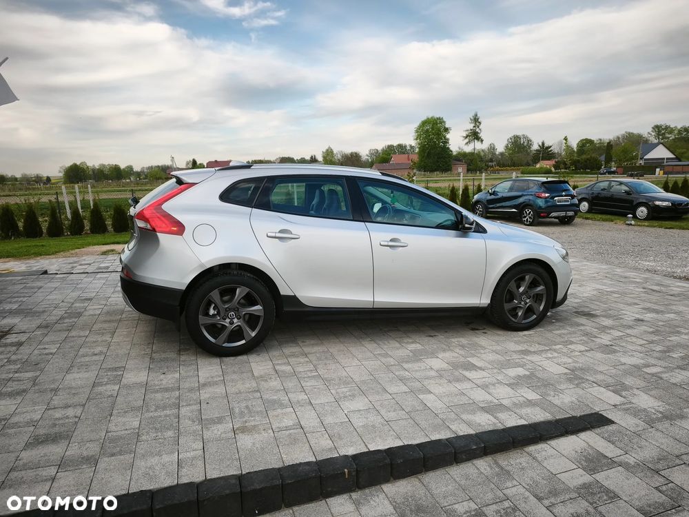 Volvo V40 Cross Country D2 - 13