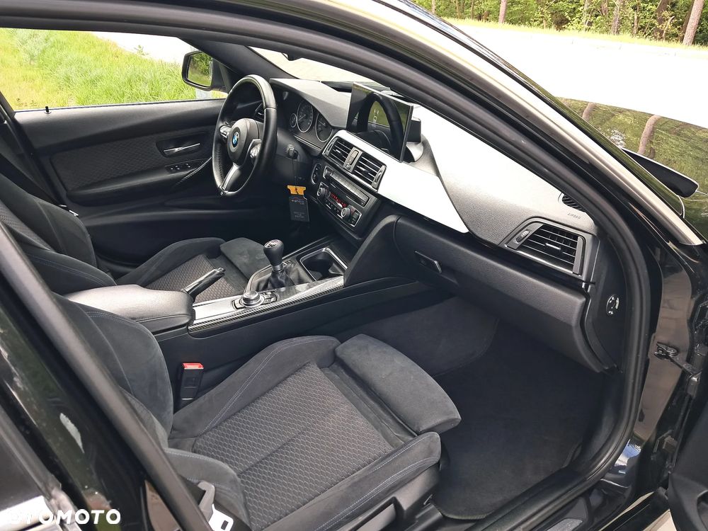 BMW Seria 3 316i M Sport - 14
