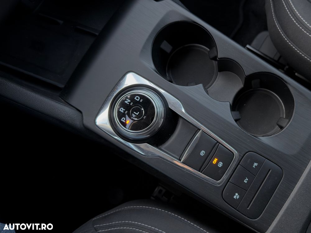 Ford Kuga 2.5 Duratec PHEV Titanium - 8