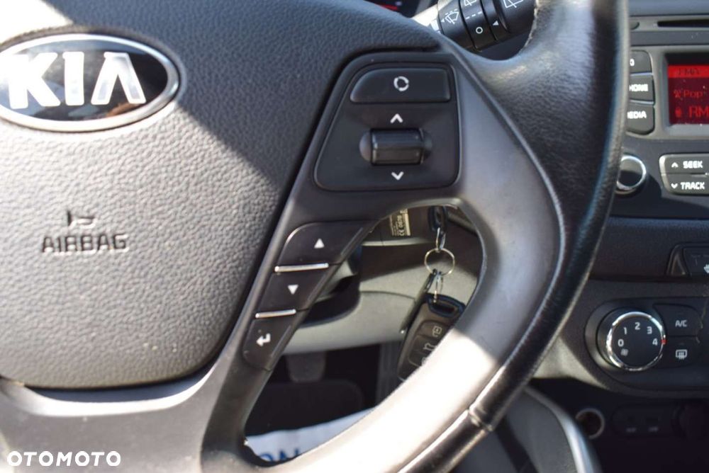 Kia Ceed - 28