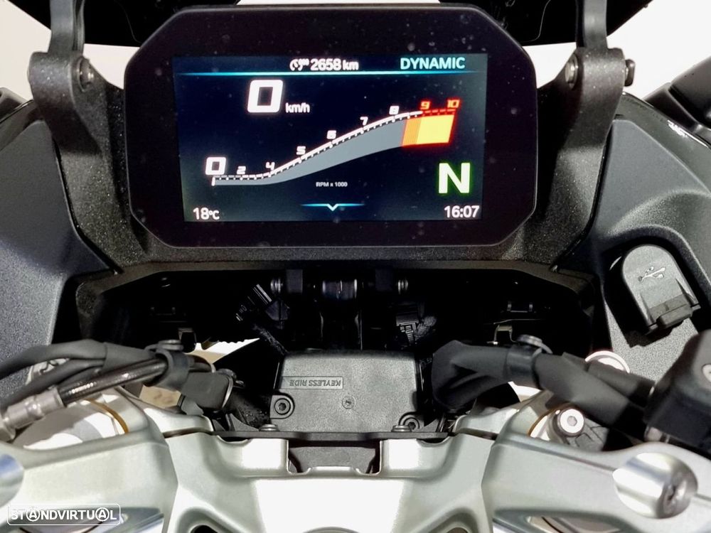 BMW R 1300 RS 1300RS - 10