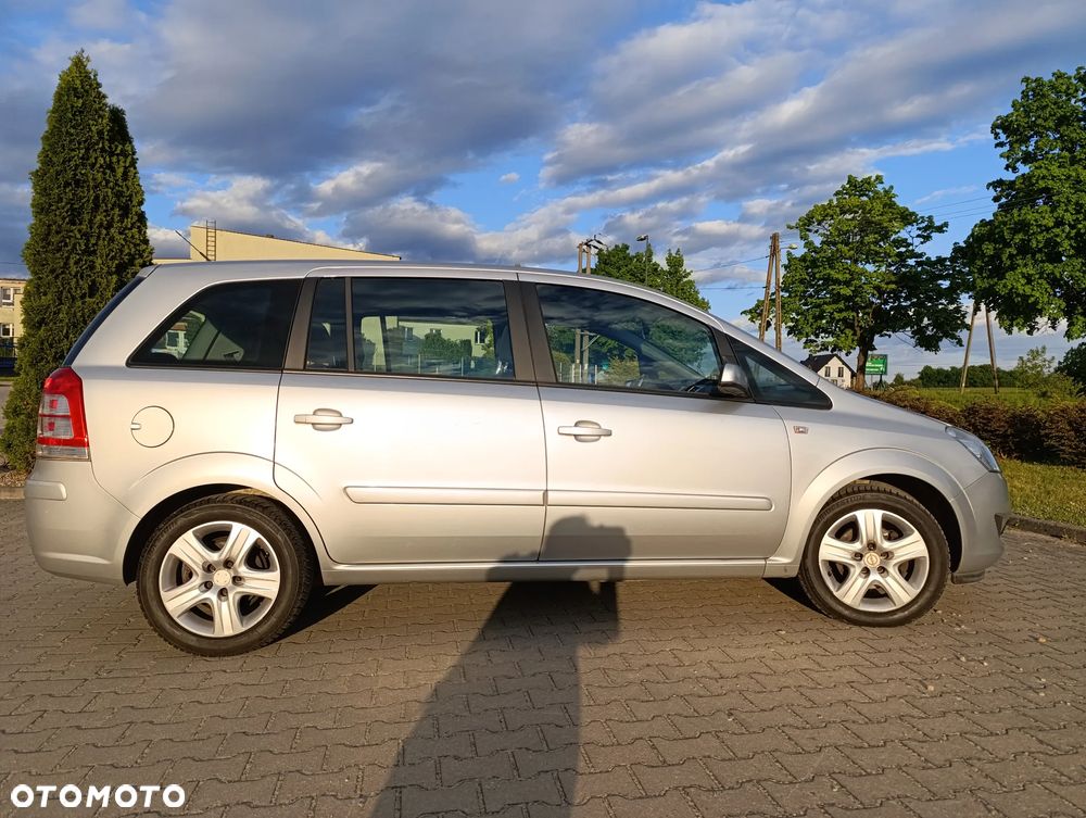 Opel Zafira 1.6 Active - 20