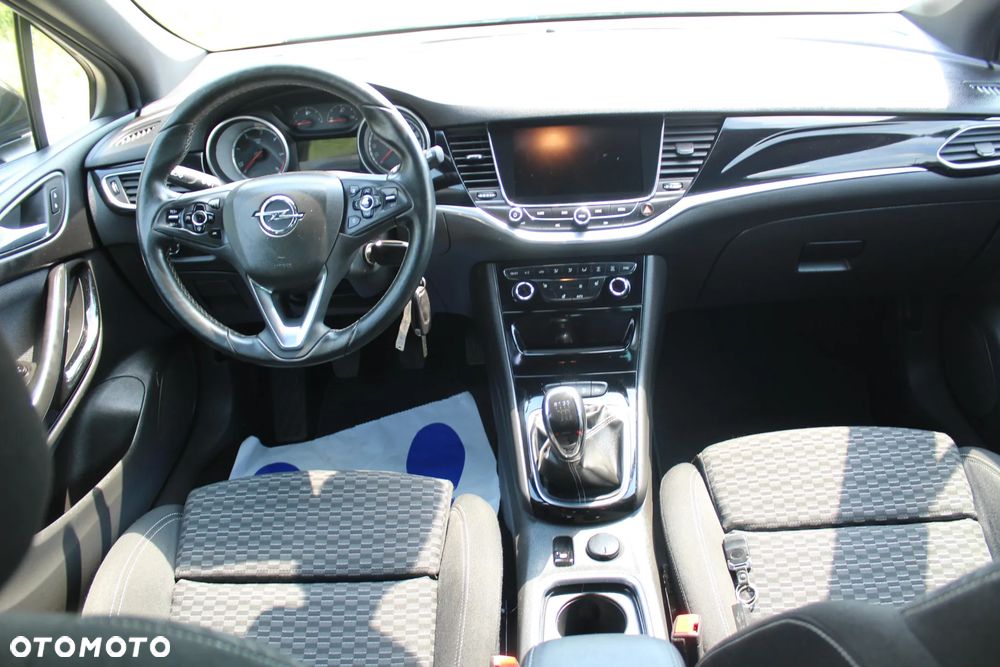 Opel Astra - 10