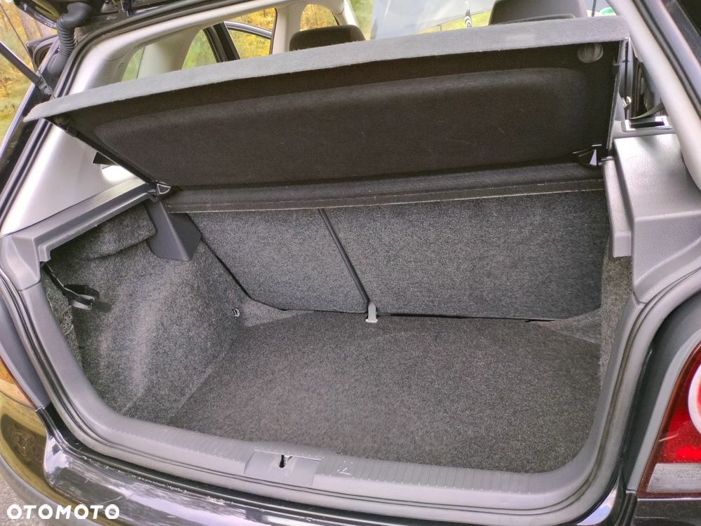 Volkswagen Polo 1.6 Goal - 28
