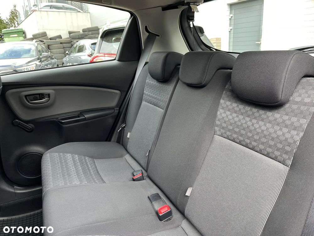 Toyota Yaris 1.33 Premium - 16