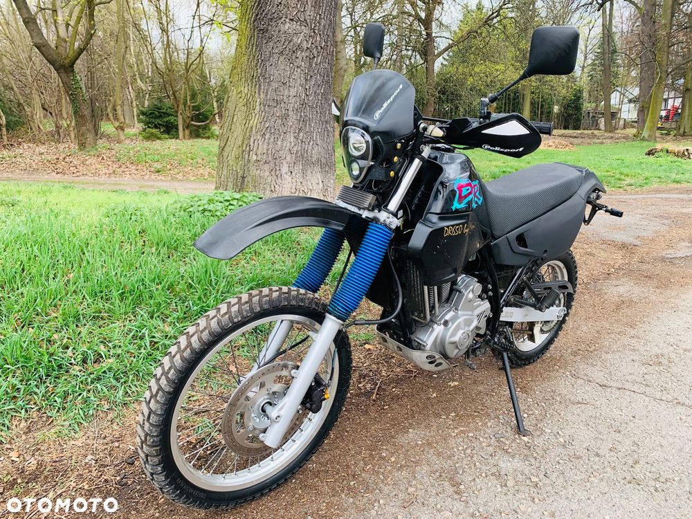 Suzuki DR - 4