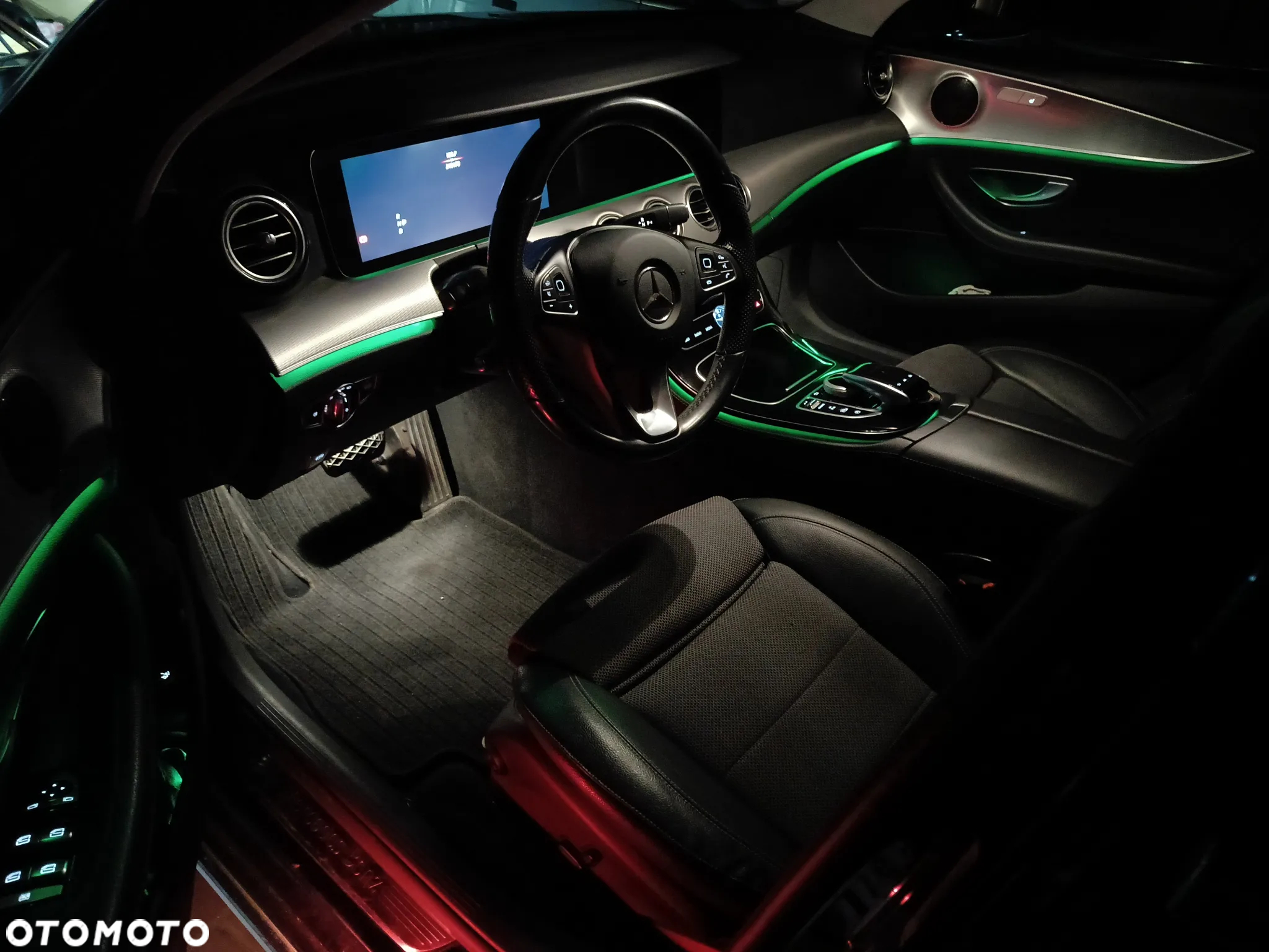Mercedes-Benz Klasa E 350 d T 9G-TRONIC Avantgarde - 25