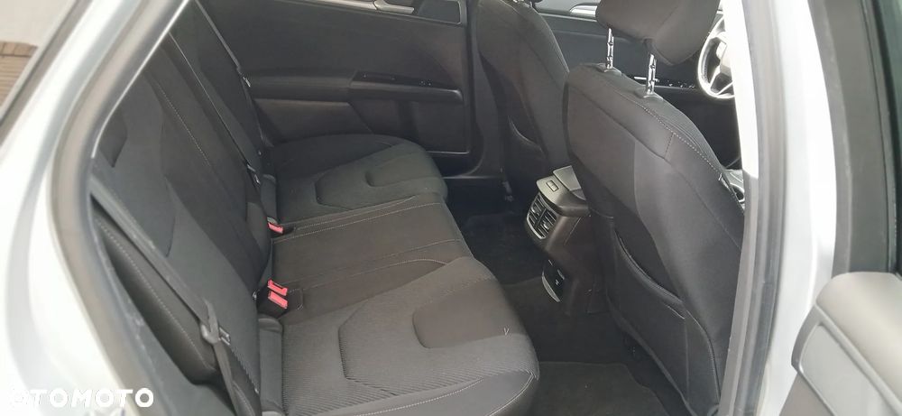 Ford Mondeo 2.0 EcoBlue Titanium - 16