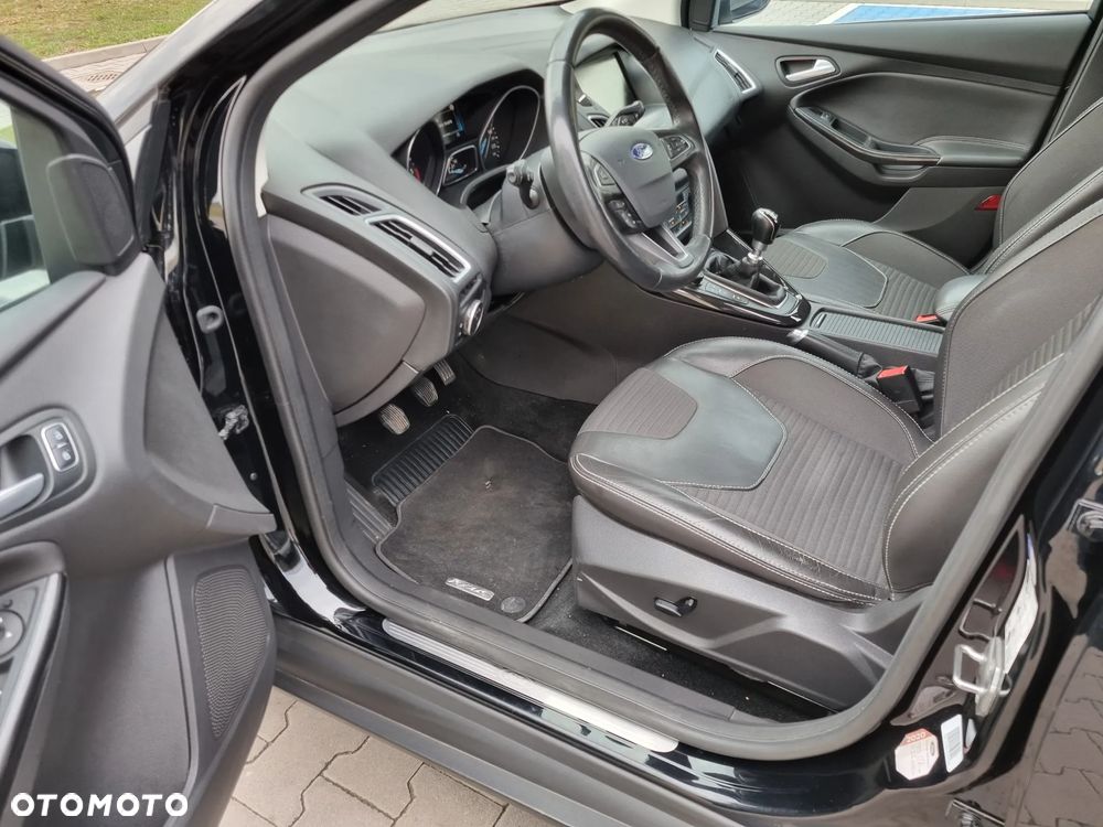 Ford Focus 2.0 TDCi Titanium ASS - 16