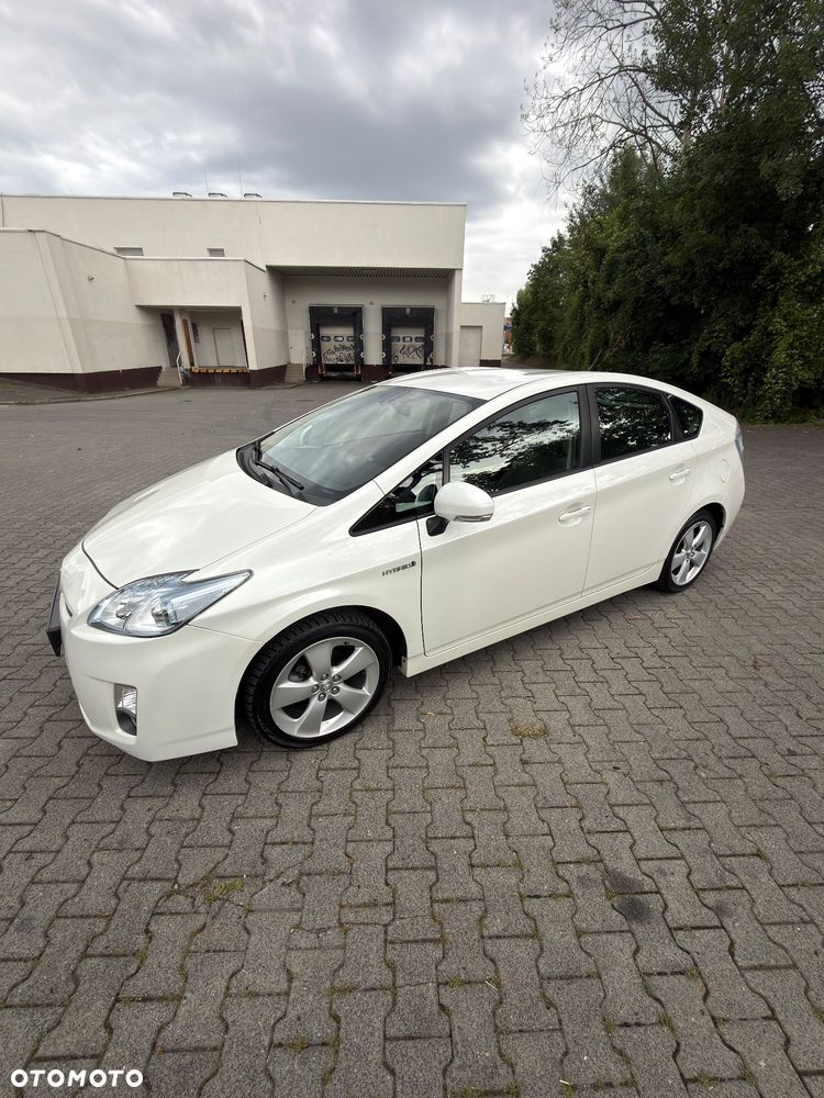 Toyota Prius 1.8 HSD Life - 2