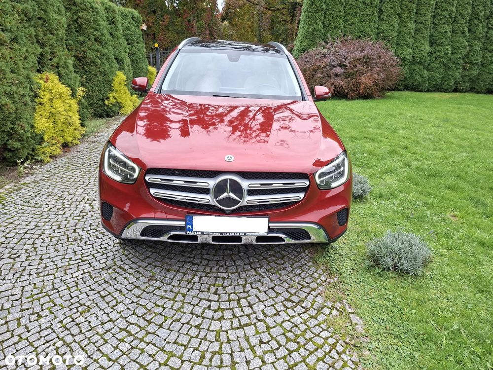Mercedes-Benz GLC 300 4Matic 9G-TRONIC Exclusive - 5