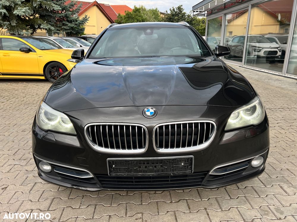 BMW Seria 5 520d xDrive Touring Aut. Luxury Line - 9