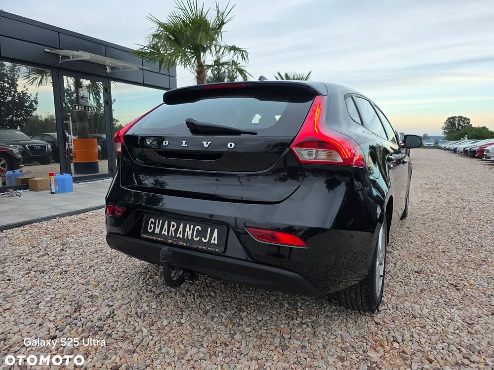 Volvo V40 D2 Momentum - 13