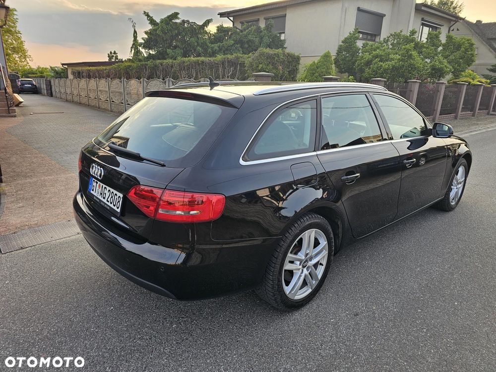 Audi A4 Avant 2.0 TDI DPF multitronic Ambiente - 8