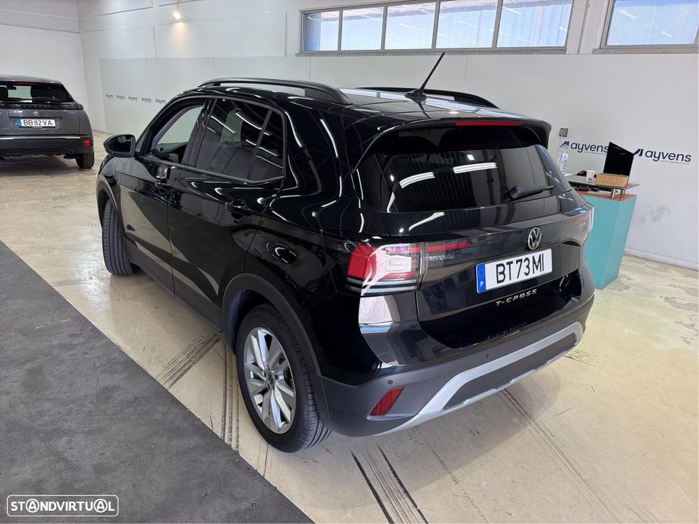 Volkswagen T-Cross 2025 photo 2