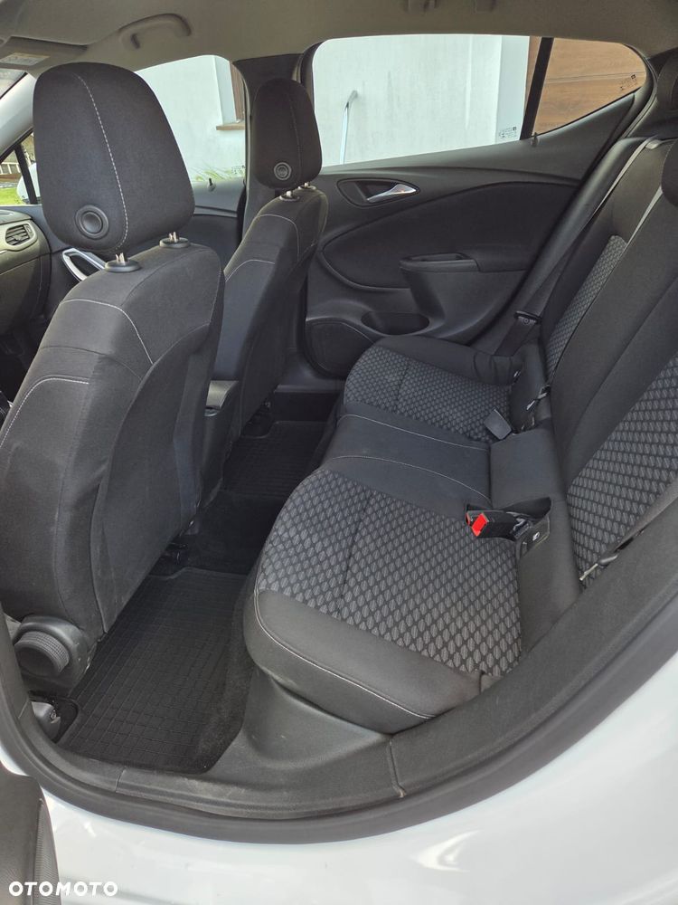 Opel Astra 1.2 Turbo Start/Stop 120 Jahre - 7