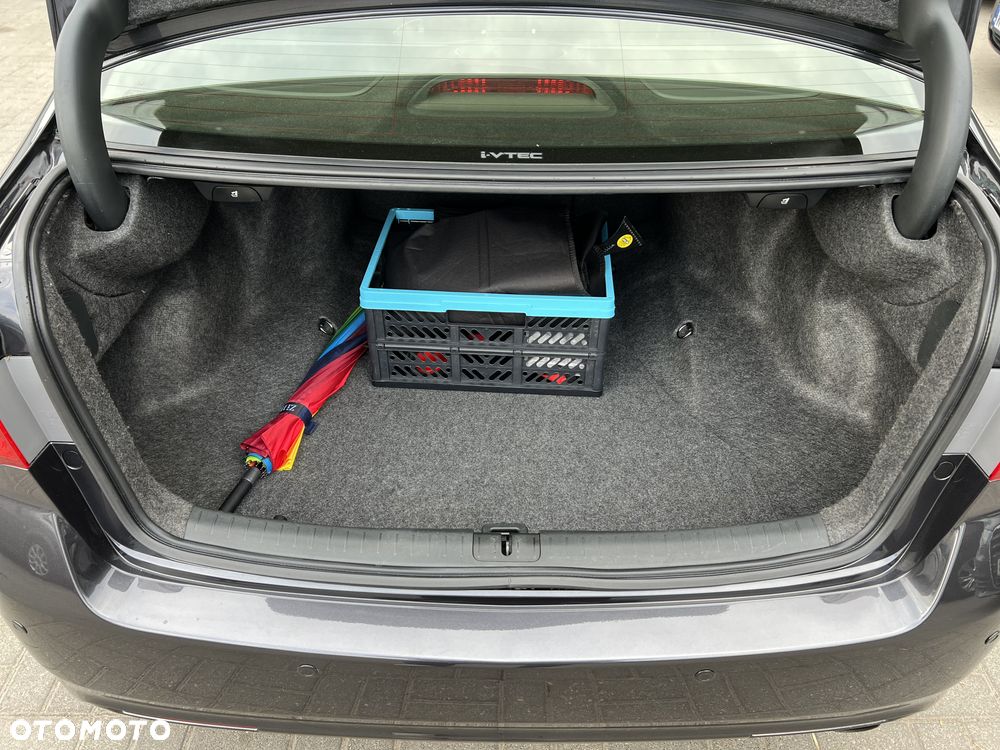 Honda Accord 2.0 Lifestyle - 13