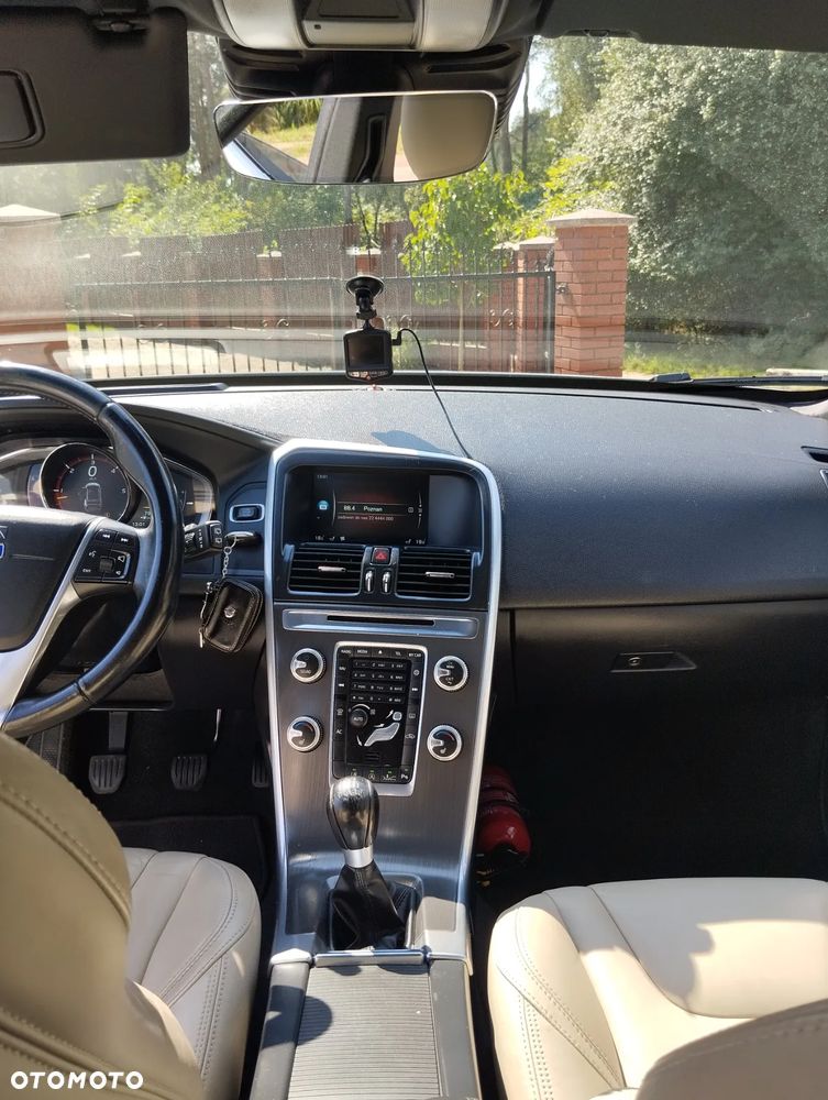 Volvo XC 60 D3 Summum - 8