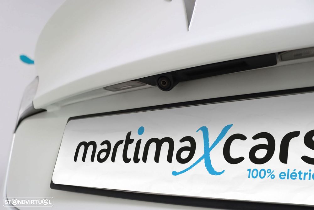 Tesla Model 3 Long-Range Dual Motor AWD - 12