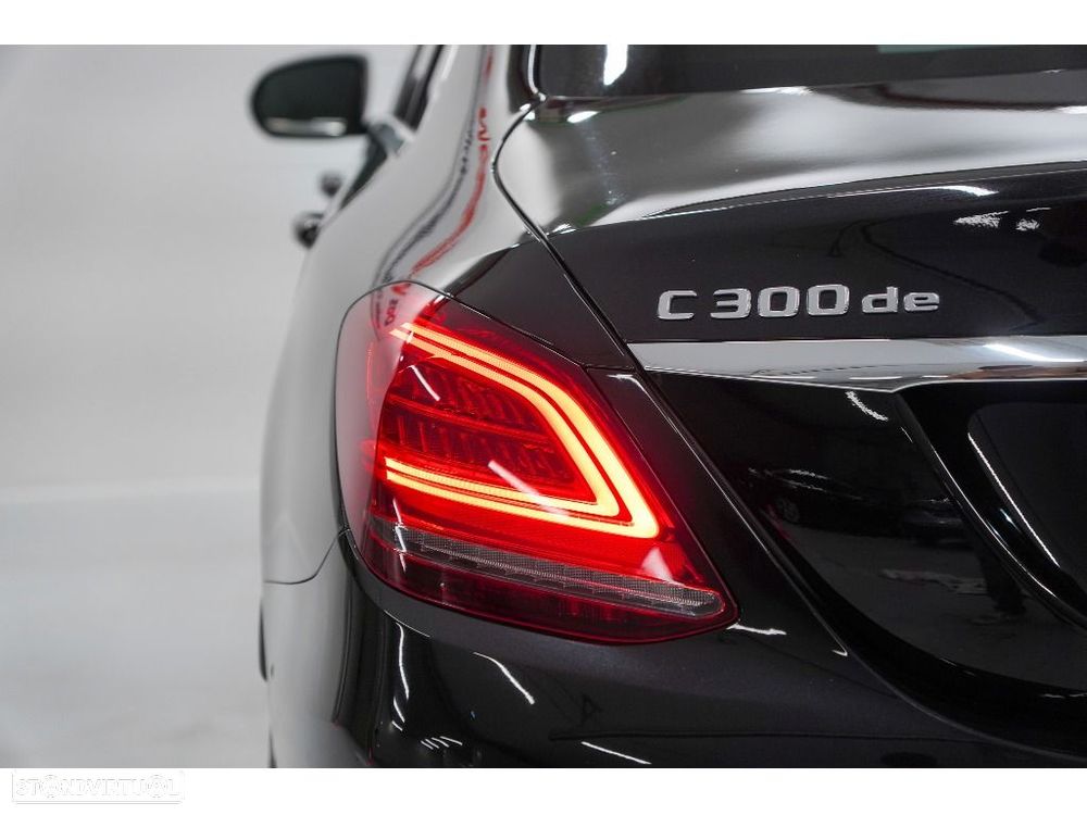 Mercedes-Benz C 300 - 5