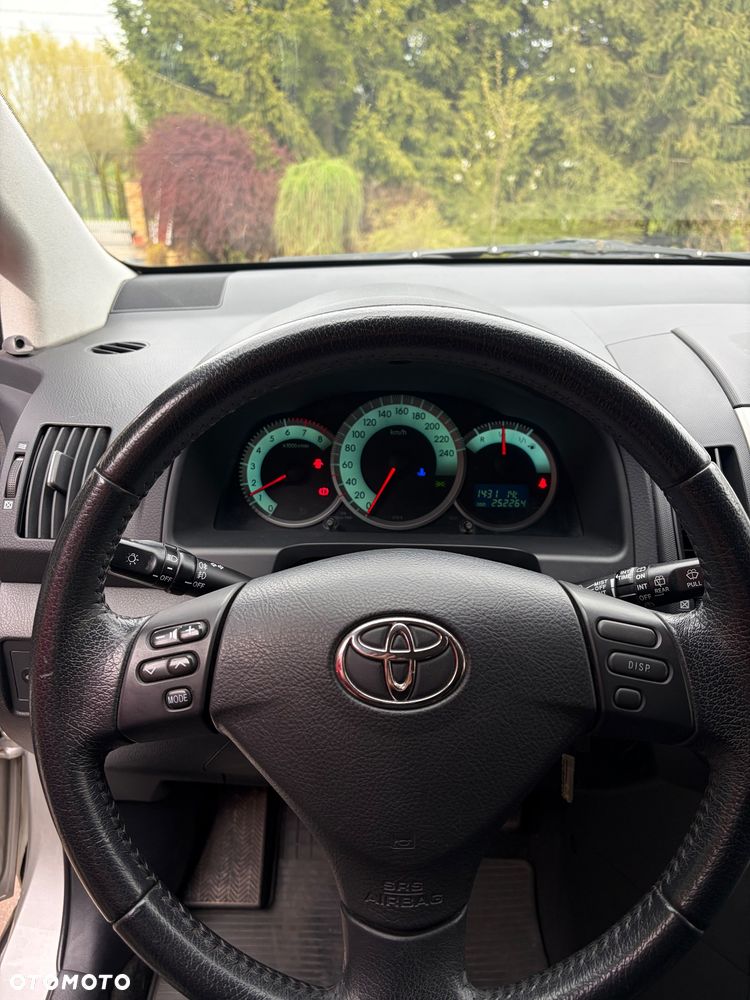 Toyota Corolla Verso 1.8 Premium 7os - 7