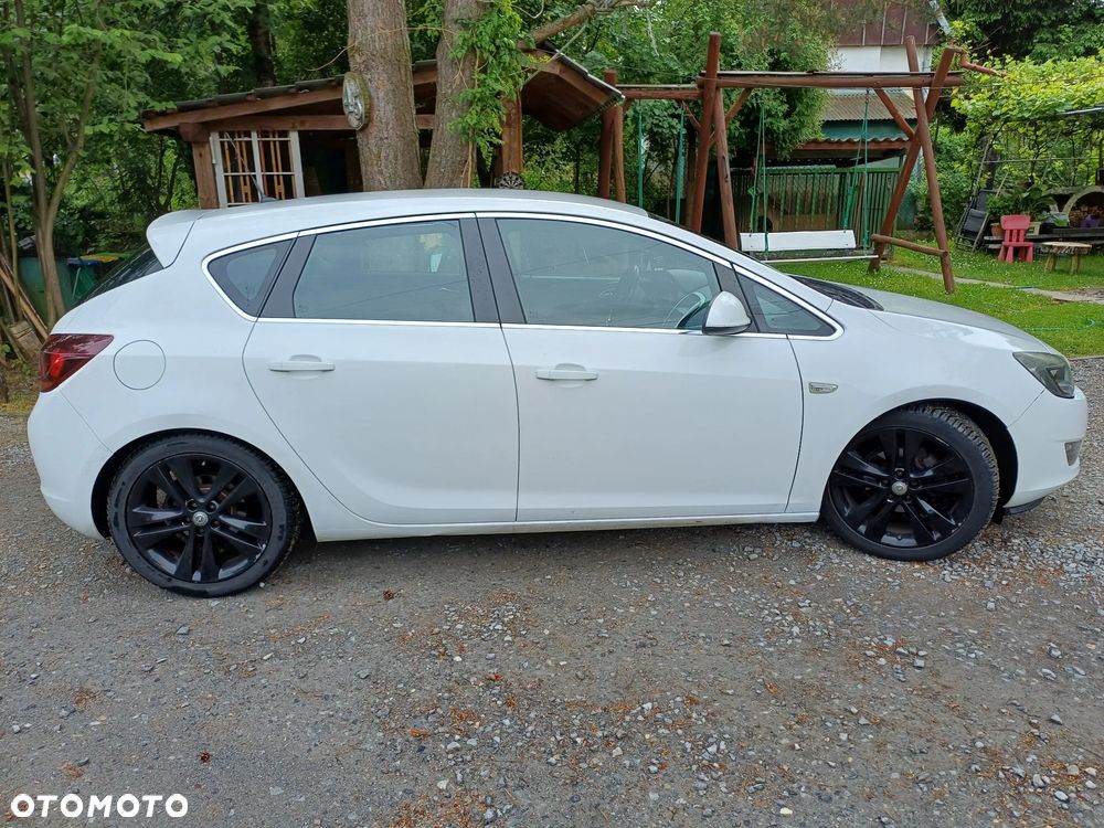 Opel Astra 1.4 T Edition 150 - 4