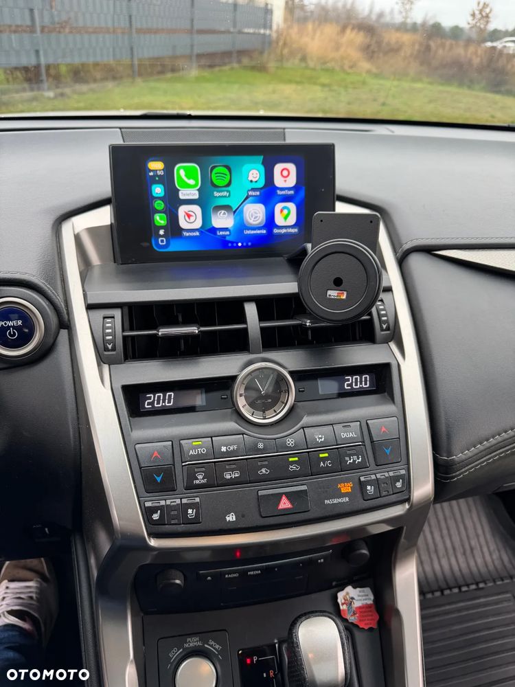 Lexus NX 300h F Sport AWD - 13