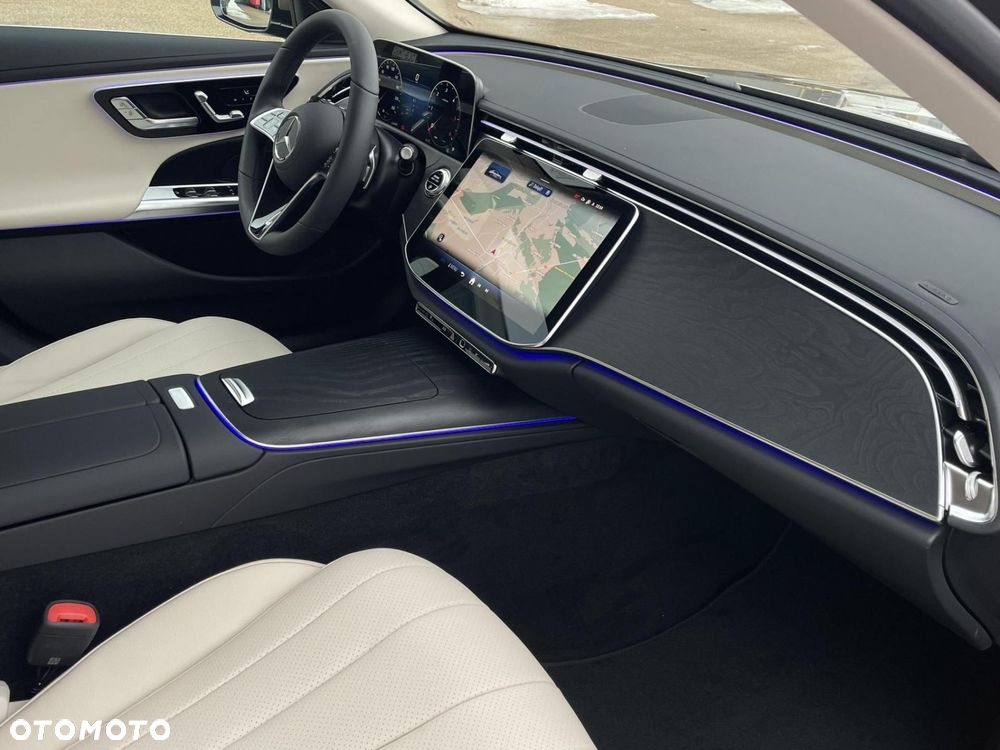 Mercedes-Benz Klasa E - 16