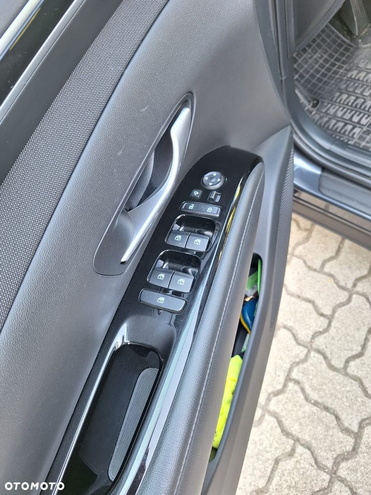 Hyundai Tucson - 8