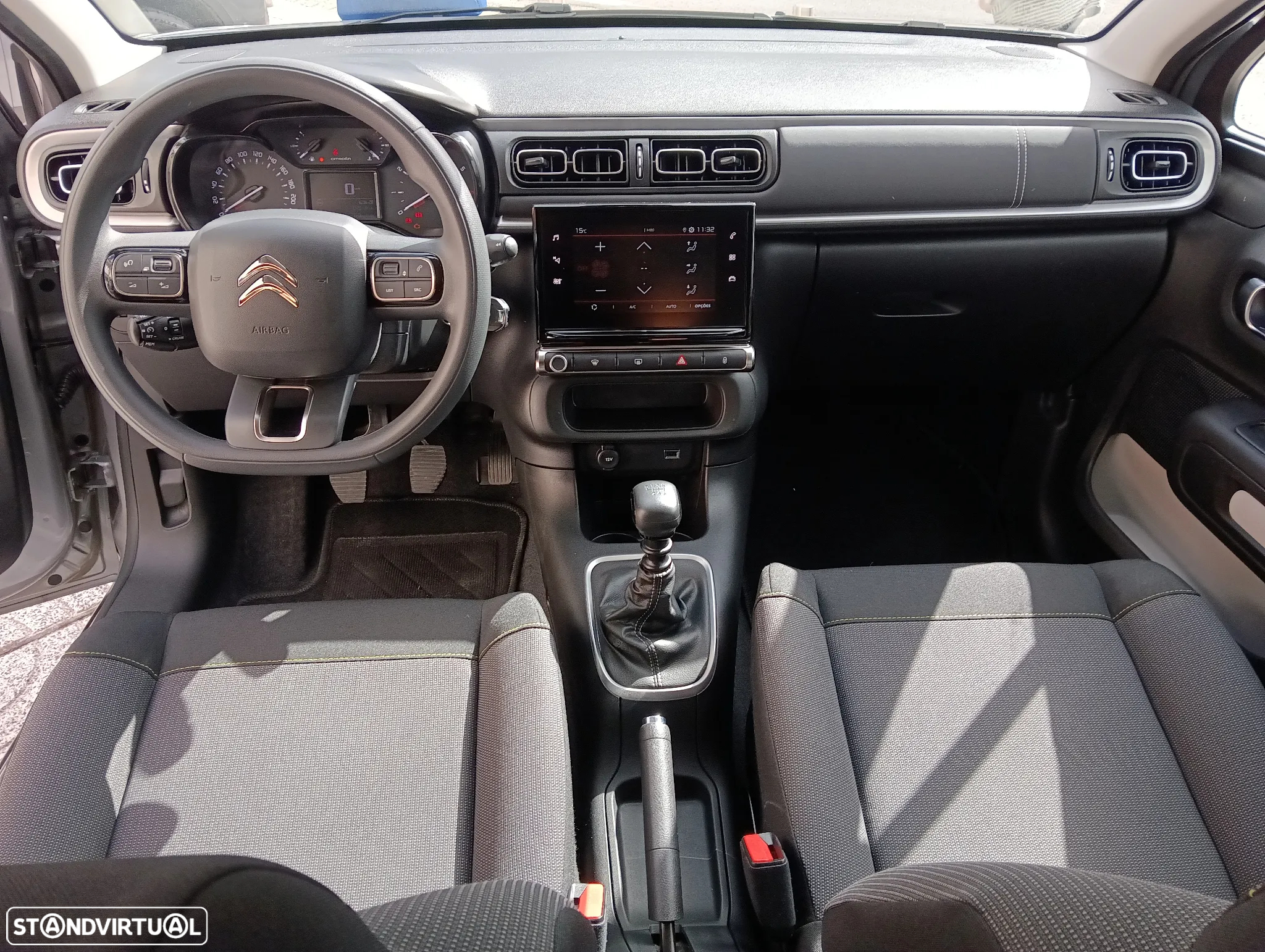 Citroën C3 1.2 PureTech C-Series - 18