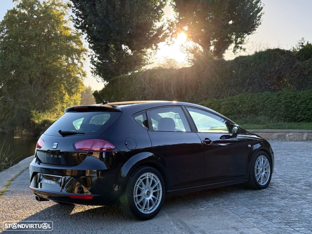 SEAT Leon 1.6 TDI Sport DSG - 14