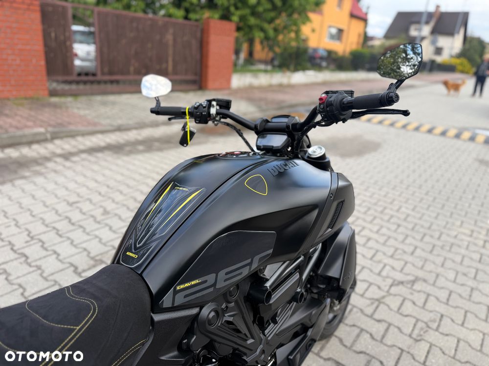 Ducati Diavel - 10
