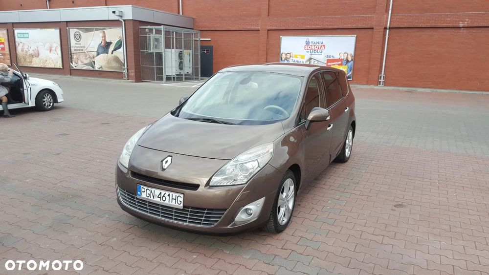 Renault Scenic 1.4 16V TCE Privilege - 1