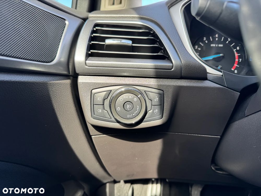Ford Mondeo 1.5 EcoBoost Titanium - 21