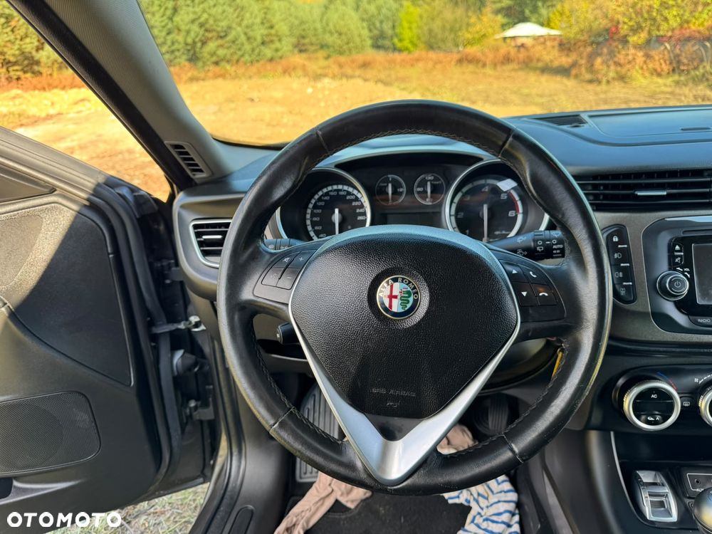 Alfa Romeo Giulietta 2.0 JTDM 16V Turismo - 23