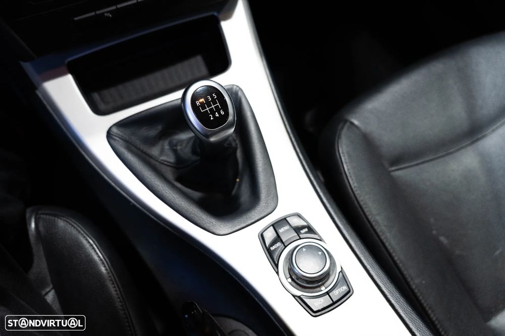 BMW 320 d Navigation - 12