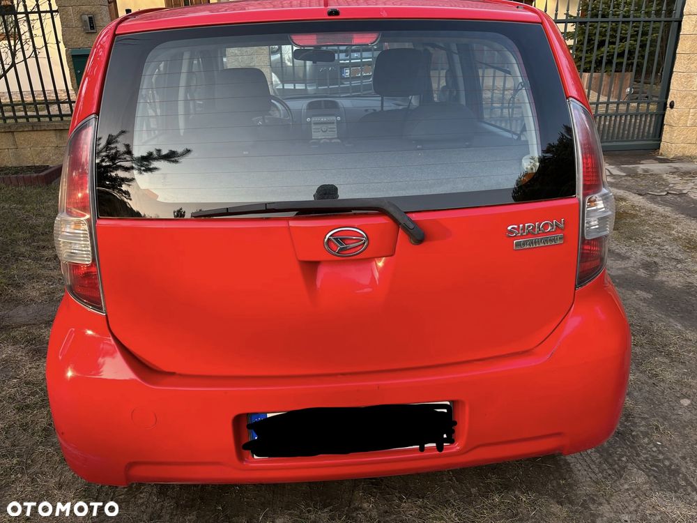 Daihatsu Sirion - 6