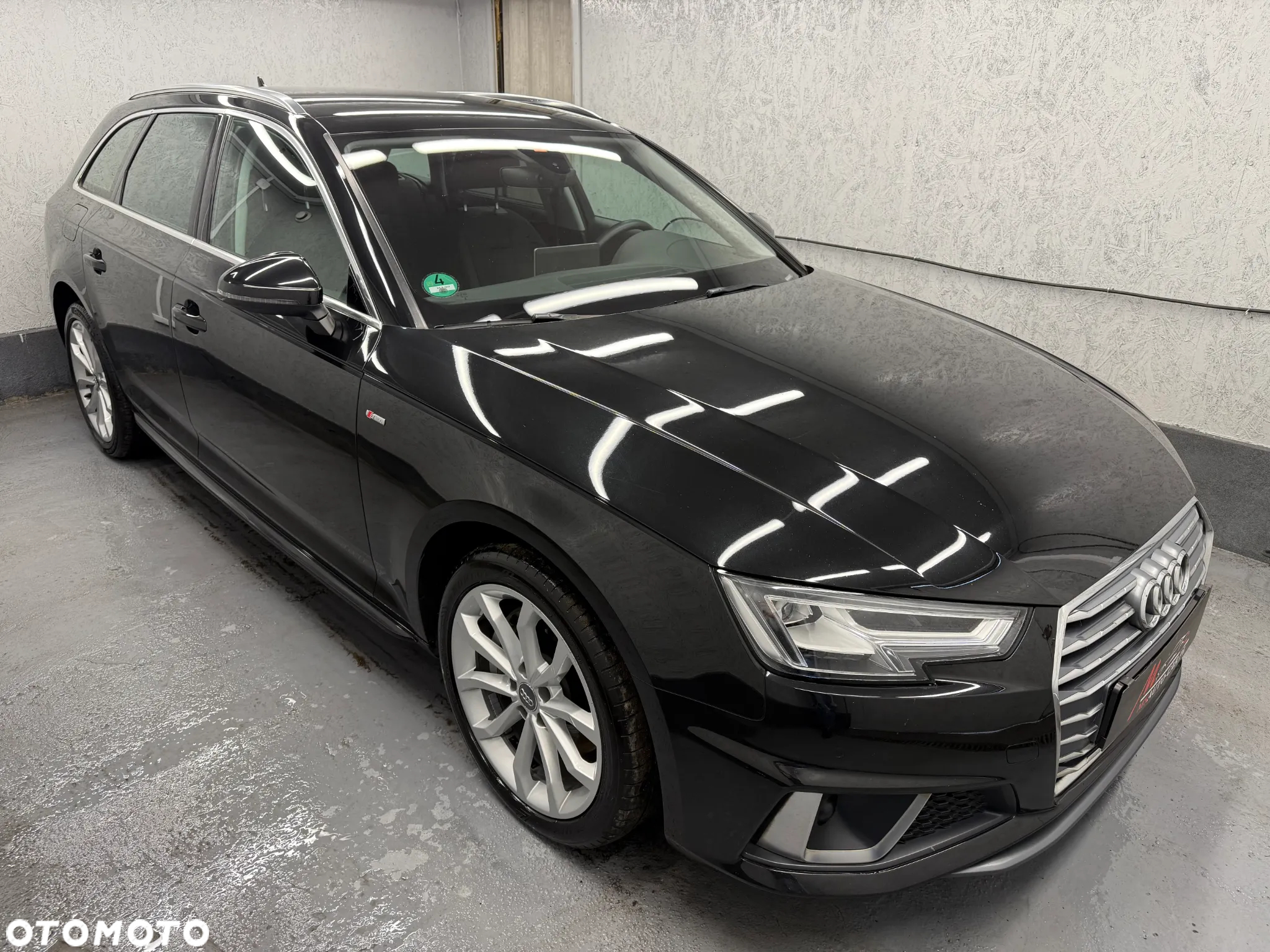 Audi A4 Avant 40 TDI S tronic S line - 4