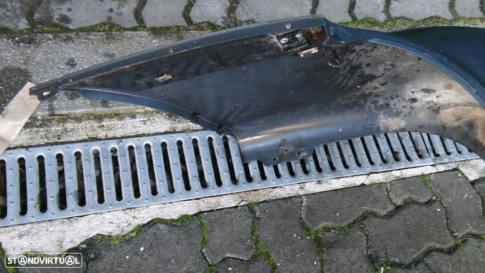 Para choques tras e farolins kia karnival - 4