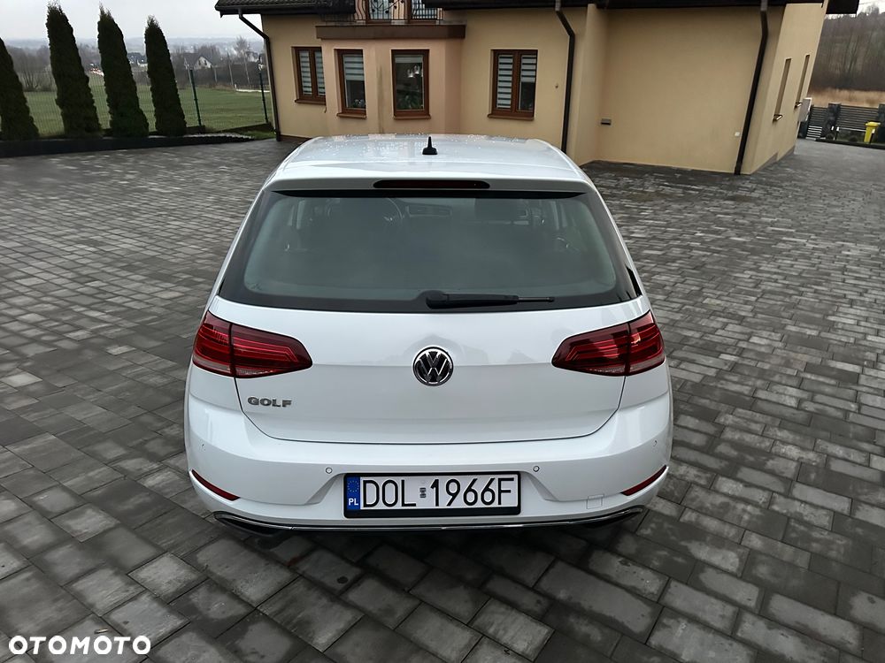 Volkswagen Golf 1.0 TSI Comfortline - 5