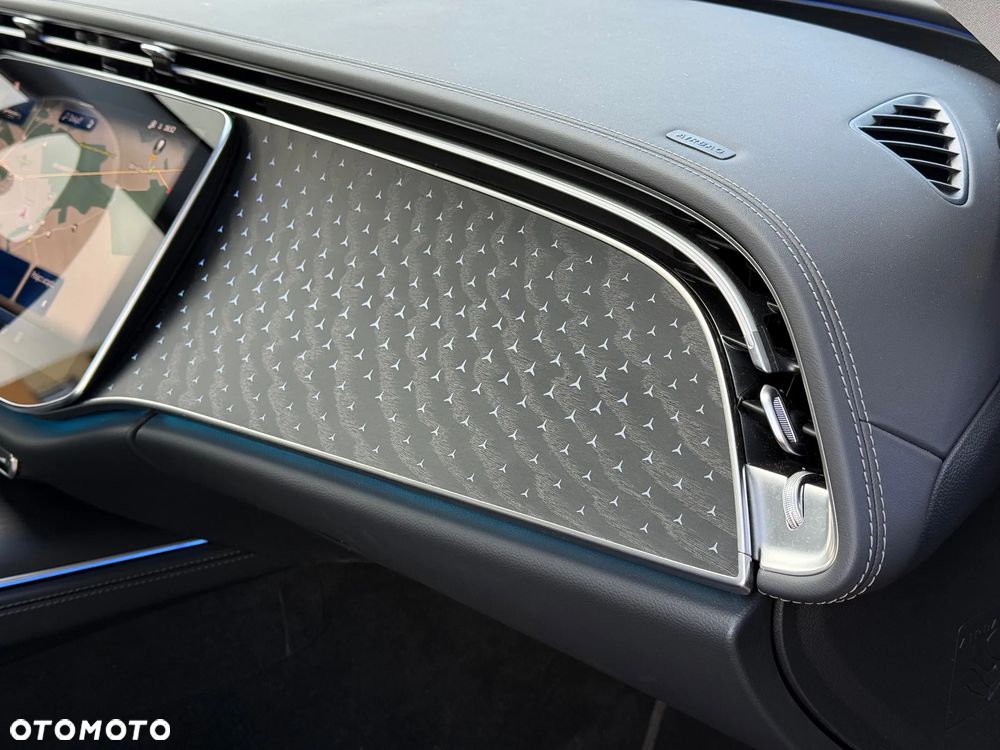 Mercedes-Benz Klasa E 300 de PHEV 4-Matic All-Terrain Avantgarde 9G-Tronic - 18