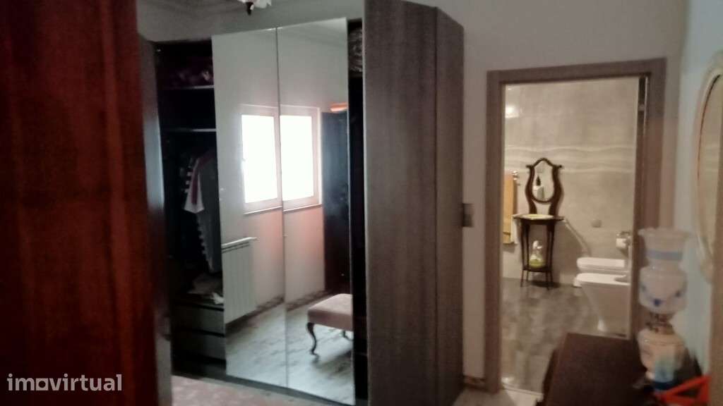 Moradia para venda em Sintra, na zona de Fontanelas - Grande imagem: 4/15