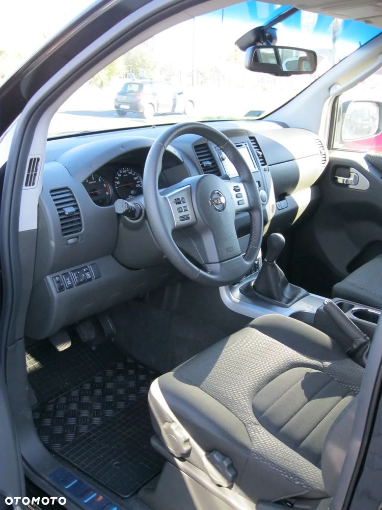 Nissan Navara 2.5 D LE I-Way - 6