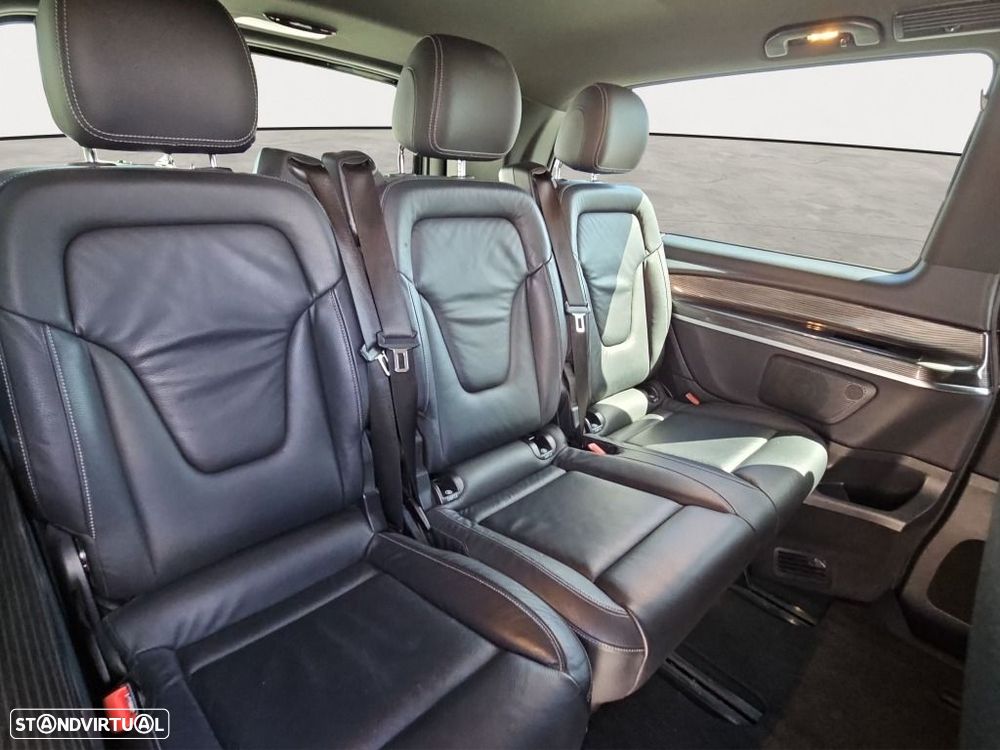 Mercedes-Benz V 300 d Longo Avantgarde - 11